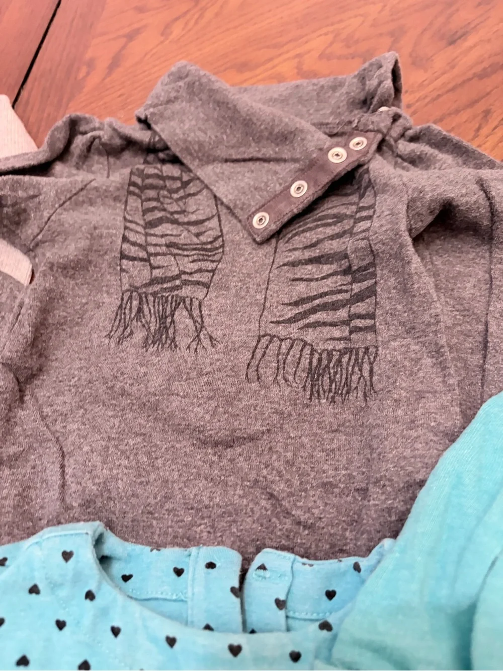 Baby Girl Clothing Bundle 6-12M Gap Hoodie Jeans Cardigan Bodysuit 5 Pieces